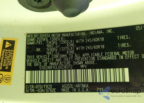 2018 Toyota Highlander Le z USA, uszkodzony, nr VIN 5TDZARFH3JS038312